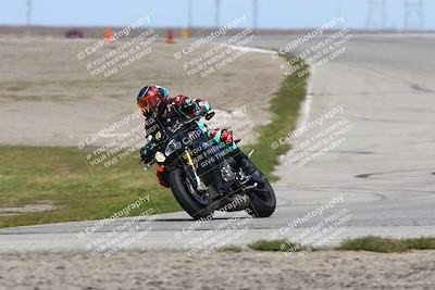 media/Mar-22-2025-TrackDaz (Sat) [[0456df0c41]]/Group B/Session 3 (Outside Grapevine)/